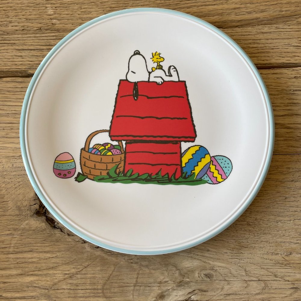 Williams Sonoma 3 Piece Kids Peanuts Easter Melamine Dinnerware Set Snoopy NEW - Picture 2 of 14